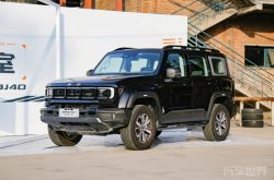 全新北京BJ40正式投产，硬派SUV强劲登场，预售价18.58万起